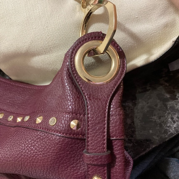 Shoulder bag. Burgundy pebble leather - Picture 5 of 5